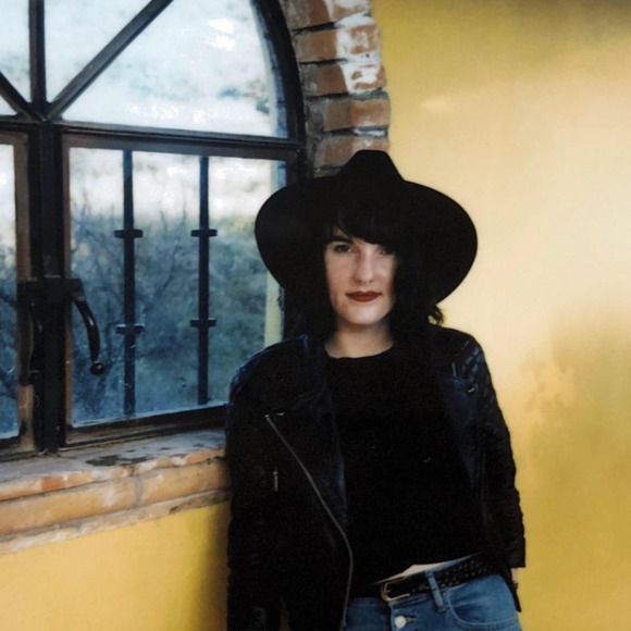 Meet the Posher Other - Meet your Posher, Carlin